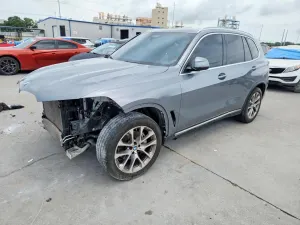 BMW X5 3.0L 6 2024