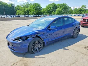 Tesla Model 3 2025