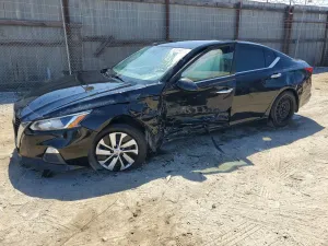 Nissan Altima 2.5L 4 2019