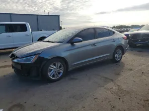 Hyundai Elantra 2.0L 4 2019