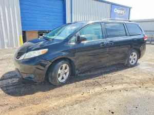 Toyota Sienna 3.5L 6 2014