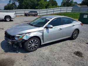 Nissan Altima 2.5L 4 2019