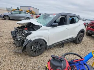 Nissan Kicks 1.6L 4 2023