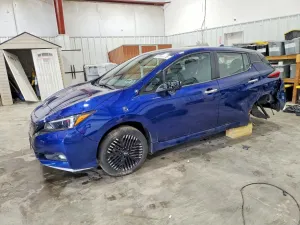 Nissan Leaf U 2024