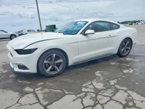 Ford Mustang 3.7L 6 2015