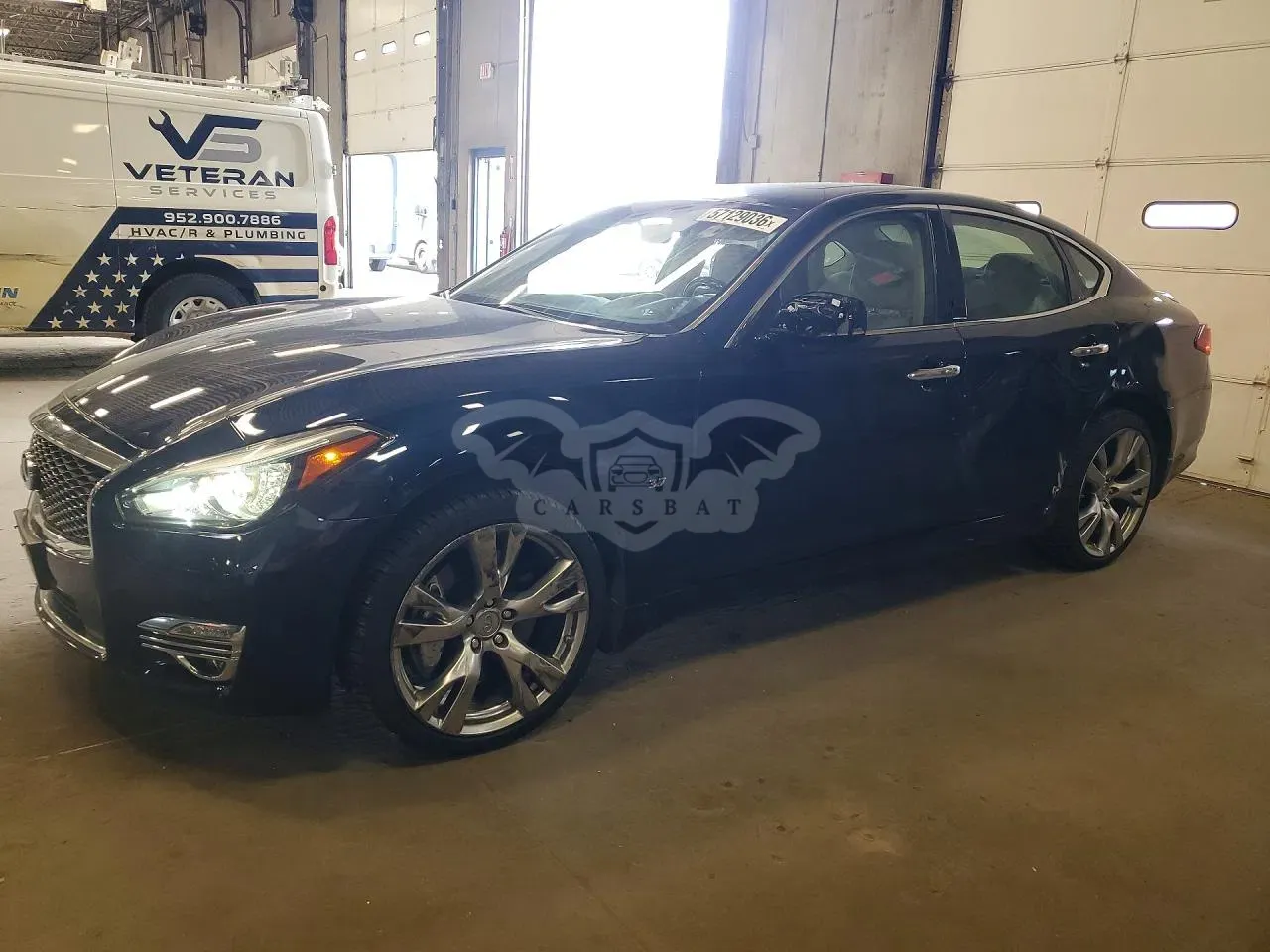 Infiniti Q70 3.7L 6 2015
