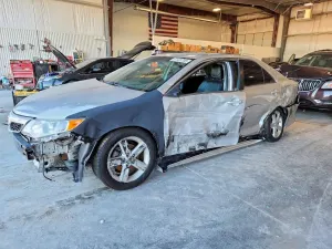 Toyota Camry 2.5L 4 2013