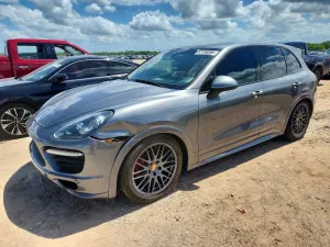 Porsche Cayenne 4.8L 8 2013