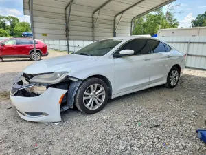 Chrysler 200 2.4L 4 2015