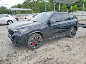 BMW X1 2.0L 4 2024
