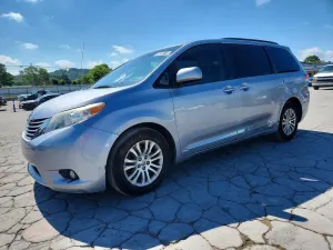 Toyota Sienna 3.5L 6 2014