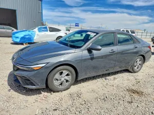 Hyundai Elantra 2.0L 4 2024