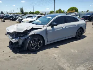 Kia K5 GT LINE 2.5L 4 2025