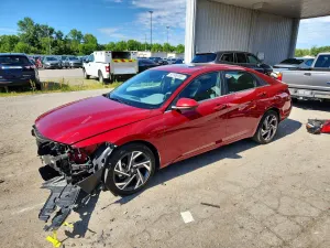 Hyundai Elantra 2.0L 4 2025