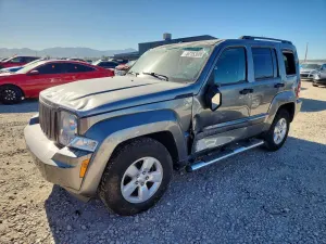 Jeep Liberty 3.7L 6 2012