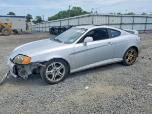 Hyundai Coupé (Tiburon) 2.7L 6 2004