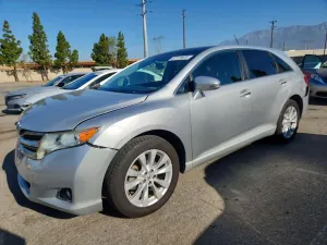 Toyota Venza 2.7L 4 2013