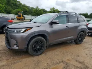 Toyota Highlander 3.5L 6 2019