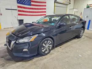Nissan Altima 2.5L 4 2020