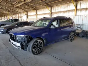 BMW X7 4.4L 8 2023