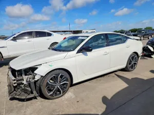 Nissan Altima 2.5L 4 2024