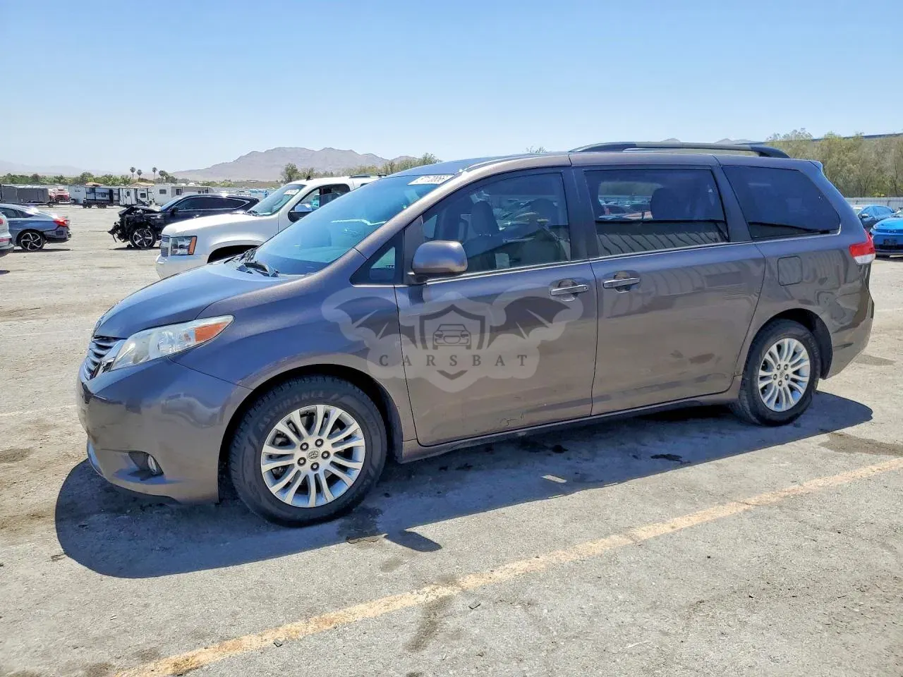 Toyota Sienna 3.5L 6 2012
