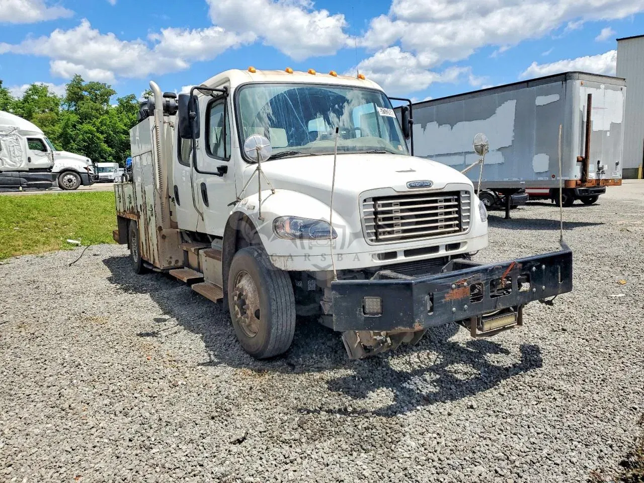 Freightliner Business Class M2 9.0L 6 2021