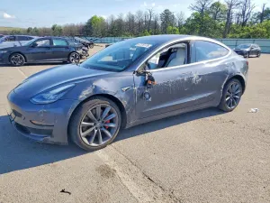 Tesla Model 3 2018