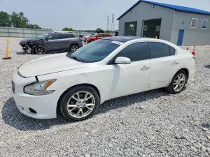 Nissan Maxima 3.5L 6 2012
