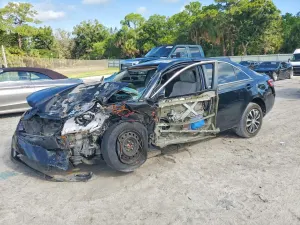 Toyota Camry 2.5L 4 2010