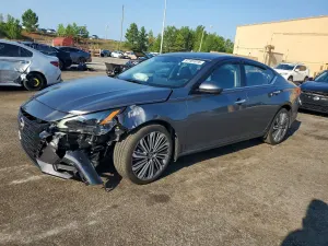 Nissan Altima 2.5L 4 2025