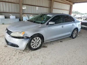 Volkswagen Jetta 1.8L 4 2014
