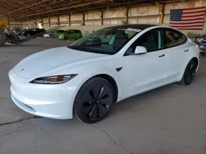 Tesla Model 3 2025