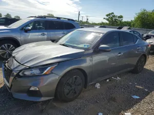 Nissan Altima 2.5L 4 2019