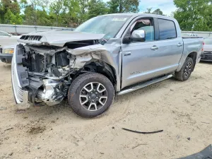 Toyota Tundra 5.7L 8 2014