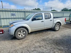 Nissan Frontier 4.0L 6 2013