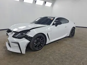 Toyota GR86 2.4L 4 2025