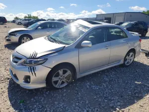 Toyota Corolla 1.8L 4 2013