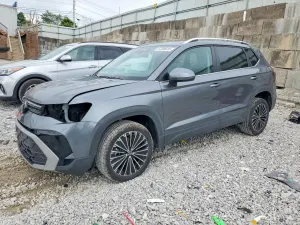 Volkswagen Taos 1.5L 4 2025