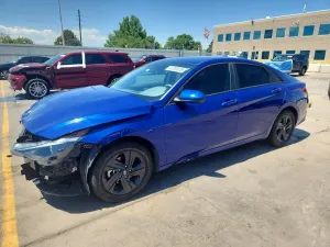 Hyundai Elantra 2.0L 4 2021