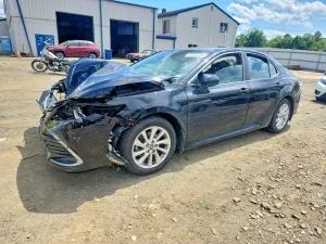 Toyota Camry 2.5L 4 2021