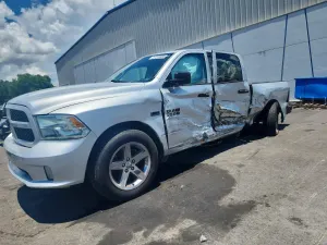 RAM 1500 5.7L 8 2014