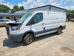 Ford Transit 3.7L 6 2015