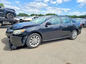 Toyota Camry 2.5L 4 2014