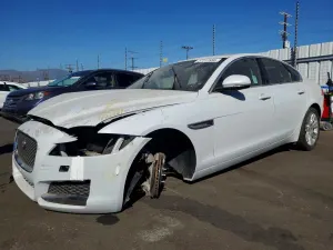 Jaguar XF 3.0L 6 2016