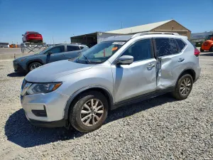 Nissan Rogue 2.5L 4 2017