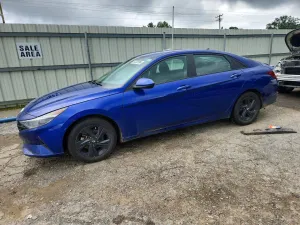 Hyundai Elantra 2.0L 4 2021