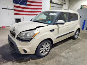 Kia Soul 2.0L 4 2013