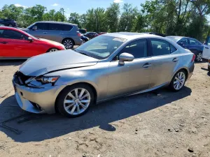 Lexus IS 2.5L 6 2015