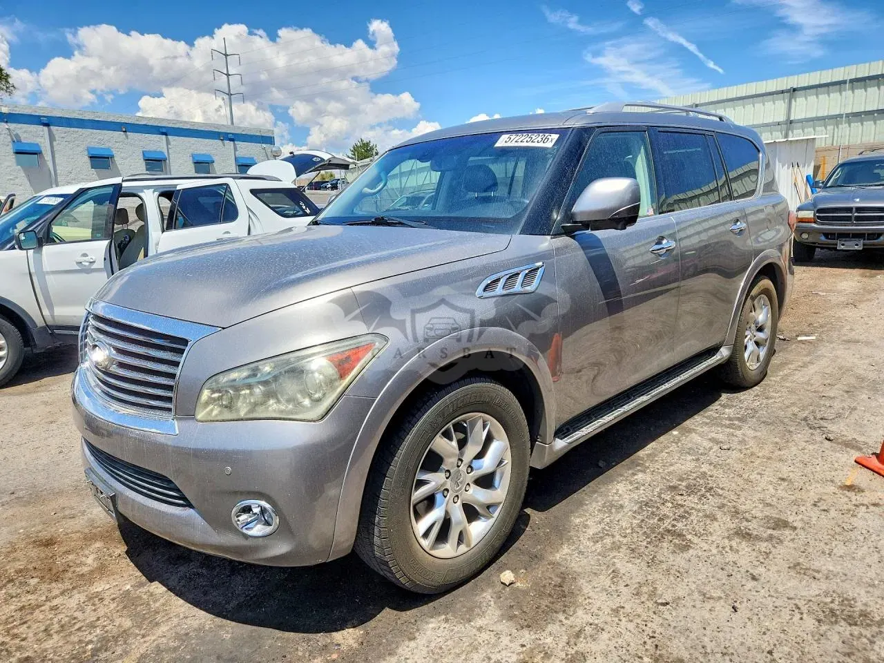 Infiniti QX56 2013